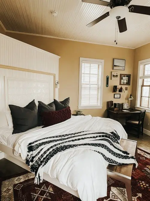 Artist Retreat Cottage - 3